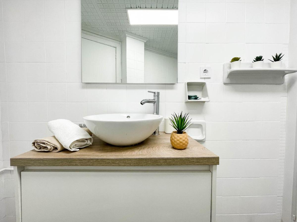 Modern 2 Bedroom Apartment Close To City Center Аликанте Экстерьер фото